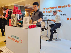 SIEMENS Medical , VVIP Make coffee for Minister & Members of the Media